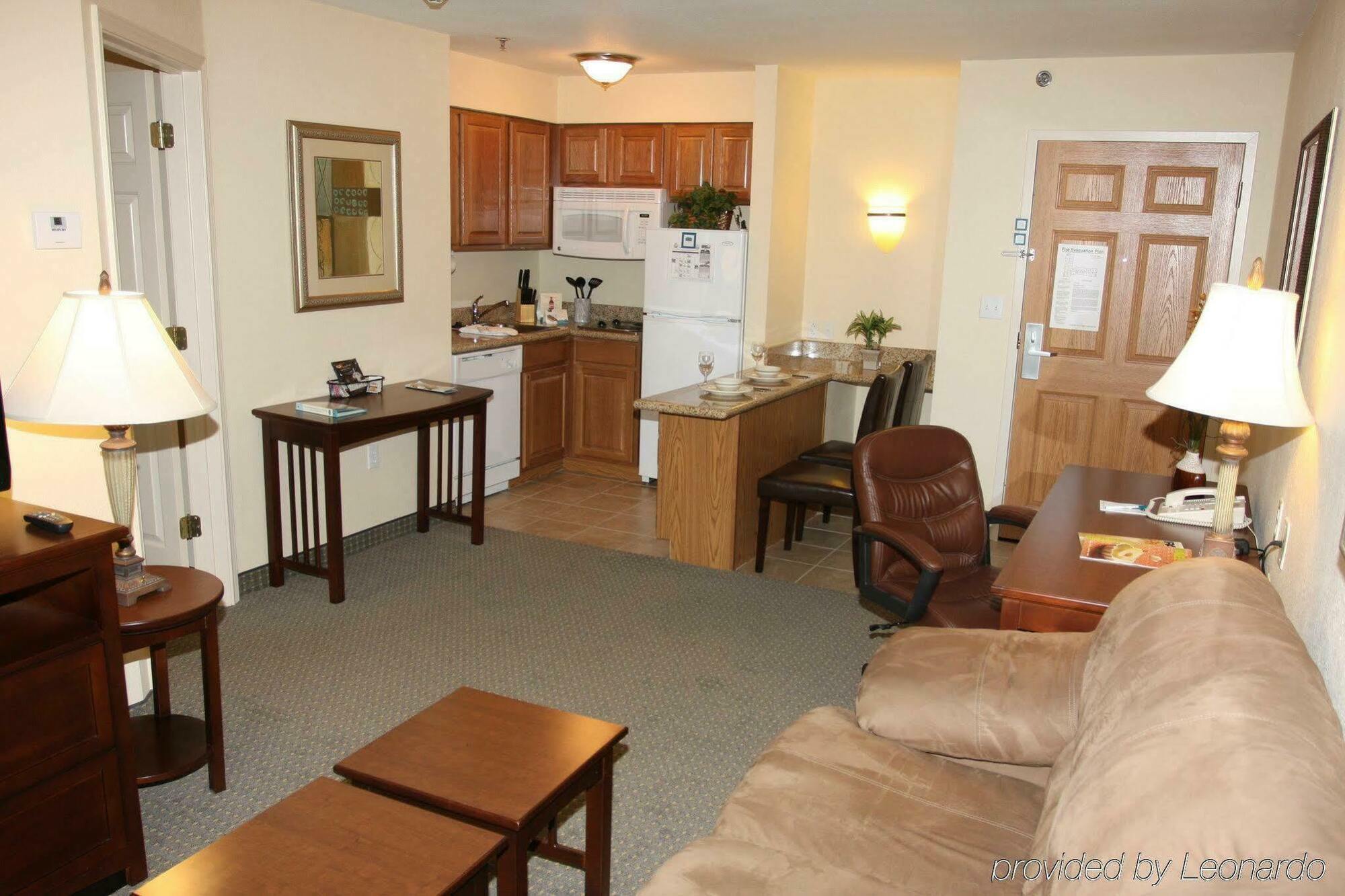 Staybridge Suites Mcallen By Ihg Rom bilde