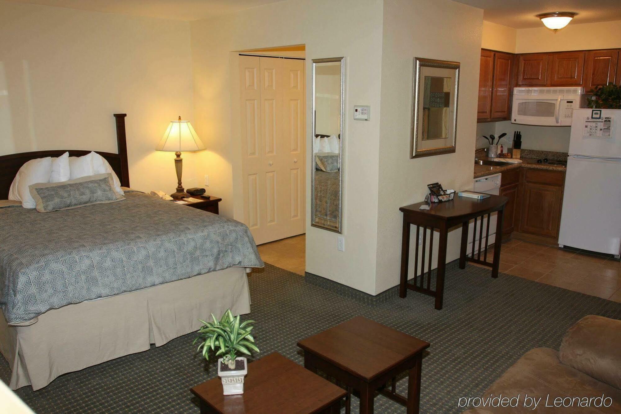 Staybridge Suites Mcallen By Ihg Rom bilde